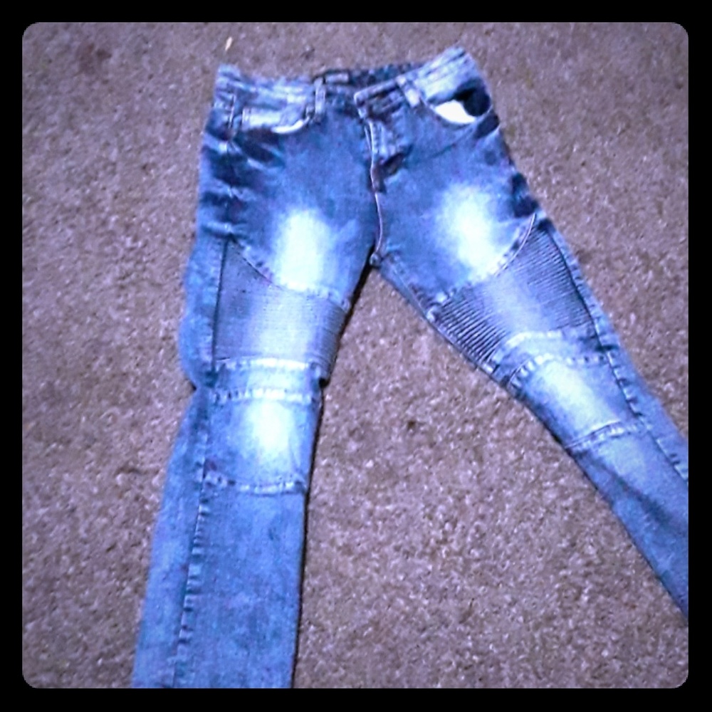 Jean's